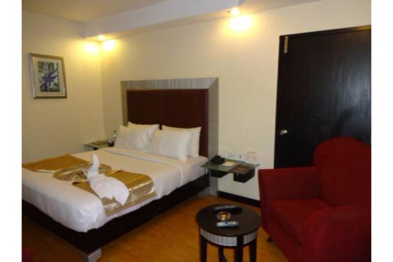 Regenta Central Deccan Chennai Exterior foto