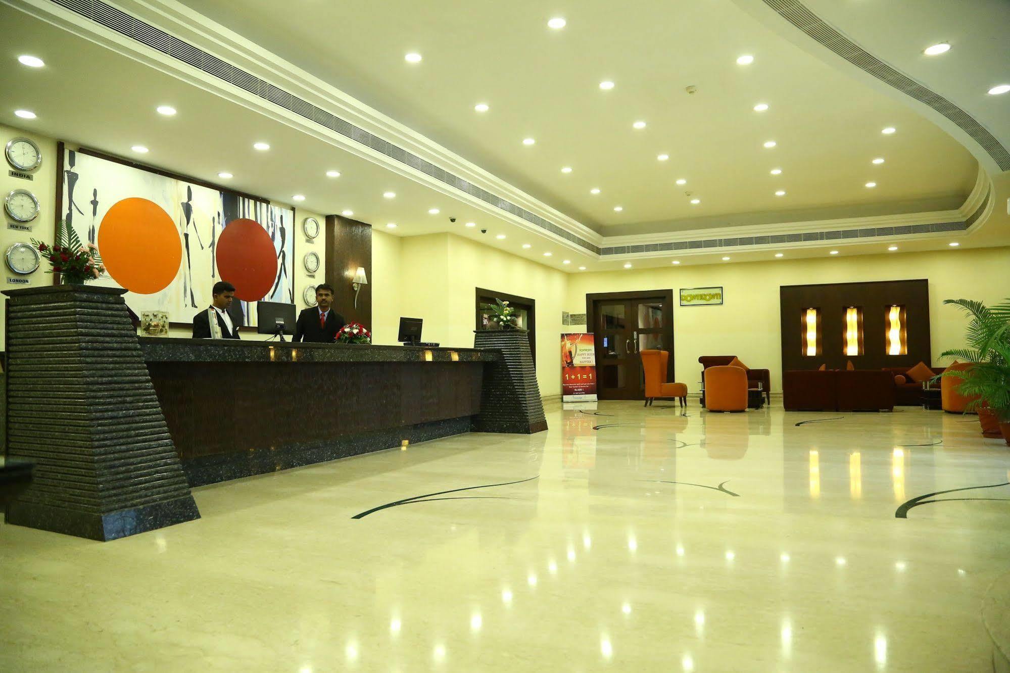 Regenta Central Deccan Chennai Exterior foto